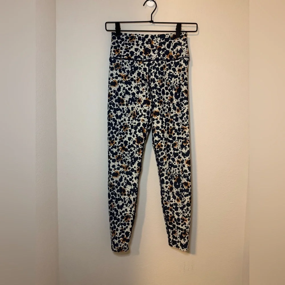 Sage Inkspot Pants and Bra workout Set - Picture 6 of 8